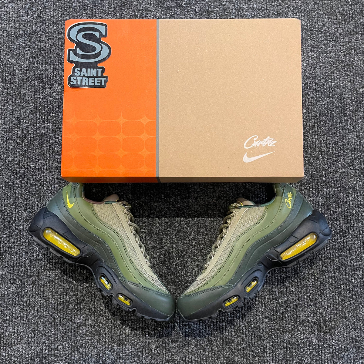 Saints air max on sale 95