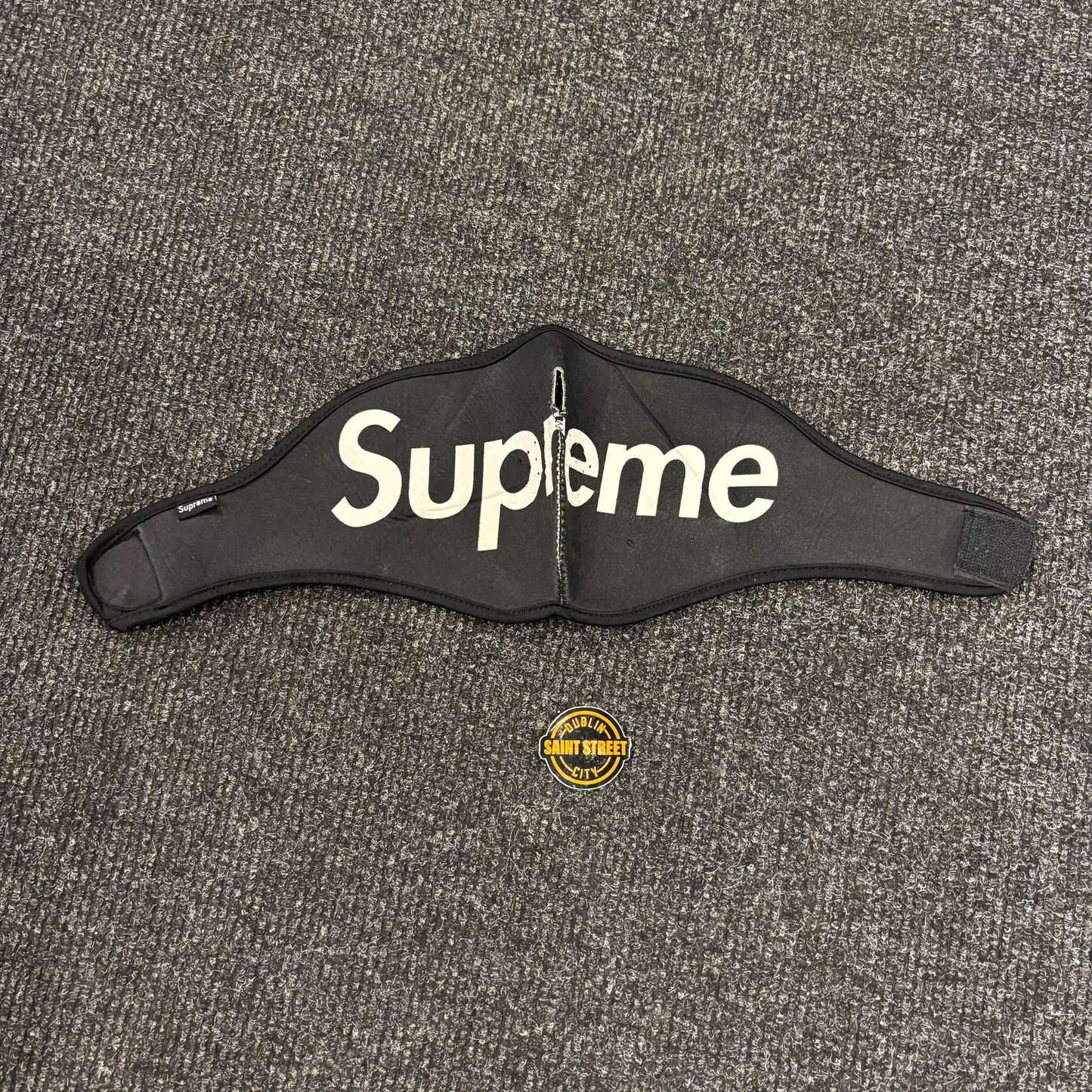 Supreme Face Mask Black