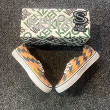 Load image into Gallery viewer, Kenzo X Vans Authentic
