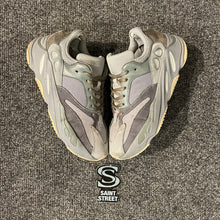 Load image into Gallery viewer, Yeezy 700 &#39;Teal Blue&#39;
