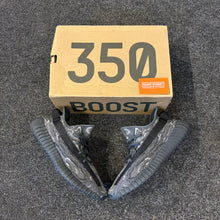 Load image into Gallery viewer, Adidas x Yeezy 350v2 &#39;Mx Grey&#39;
