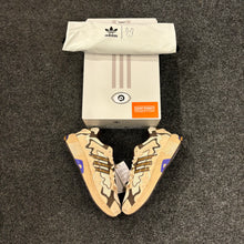 Load image into Gallery viewer, Adidas Response CL Bad Bunny &#39;Fino&#39;
