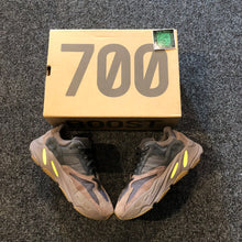 Load image into Gallery viewer, Adidas X Yeezy 700 &#39;Mauve&#39;
