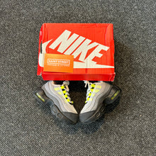 Load image into Gallery viewer, Nike Air Max 95 Toddler
