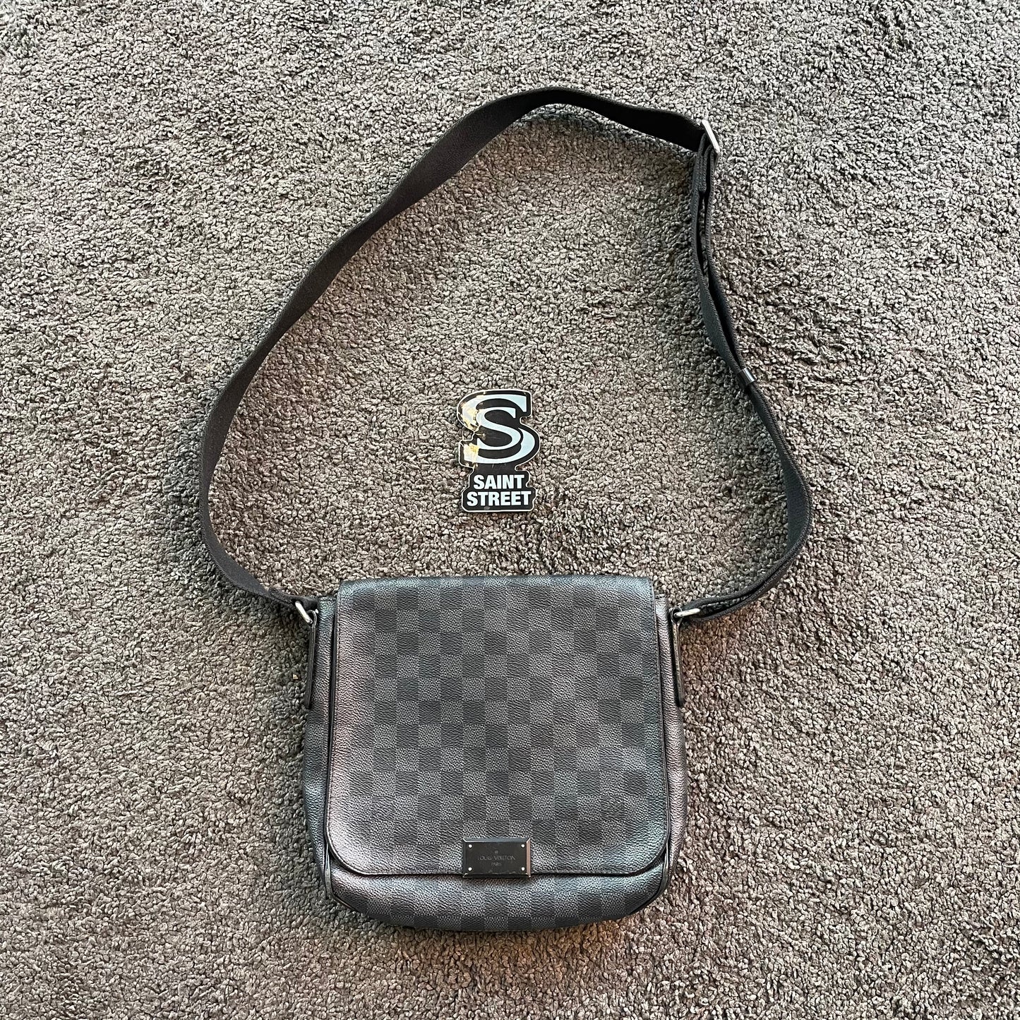 Louis Vuitton Damier Bag