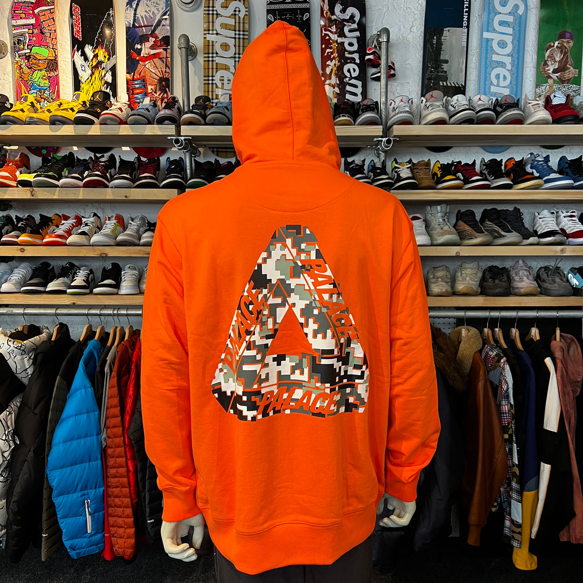 Palace 'Tri-Digi' Hoodie – SaintStreetSneakers