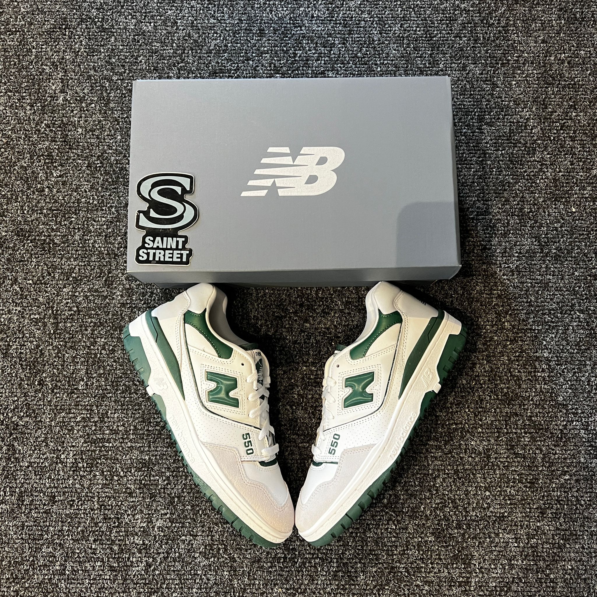 New Balance 550 Green White Online Only