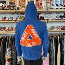 Palace 'Tri Chenille' Hoodie – SaintStreetSneakers